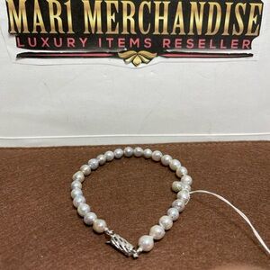 Classic  Akoya Pearl Bracelet with Silver Clasp